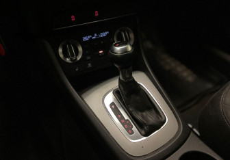 Подержанный автомобиль Audi Q3 2013 года (10 фото)