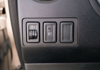 Подержанный автомобиль Suzuki Grand Vitara 2010 года (17 фото)