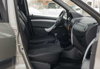 Подержанный автомобиль LADA (ВАЗ) Largus Wagon 2019 года (16 фото)