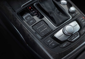 Подержанный автомобиль Audi A6 Sedan 2016 года (17 фото)