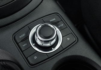 Подержанный автомобиль Mazda CX-5 2013 года (17 фото)