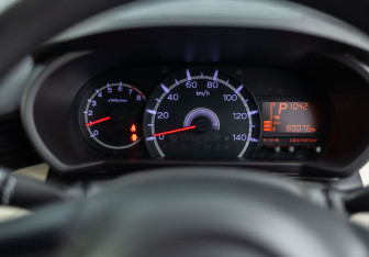 Подержанный автомобиль Daihatsu Move 2015 года (12 фото)