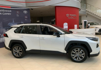 Новый Toyota RAV4 2025 (4 фото)