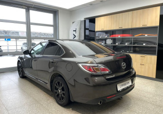 Подержанный автомобиль Mazda 6 Sedan 2011 года (7 фото)