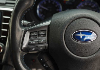 Подержанный автомобиль Subaru Levorg 2014 года (23 фото)