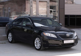Подержанный автомобиль Toyota Camry Sedan 2008 года (3 фото)