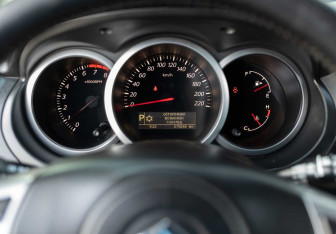 Подержанный автомобиль Suzuki Grand Vitara 2008 года (13 фото)