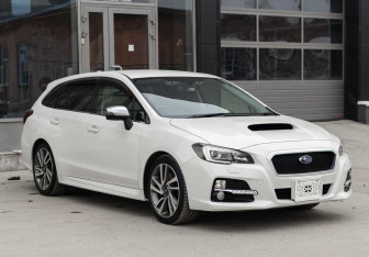 Подержанный автомобиль Subaru Levorg 2014 года (3 фото)
