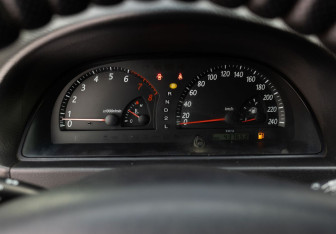 Подержанный автомобиль Toyota Camry Sedan 2003 года (12 фото)