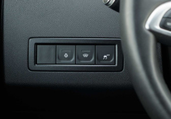 Подержанный автомобиль Renault Arkana 2021 года (18 фото)