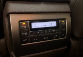 Подержанный автомобиль Lexus GX 2010 года (16 фото)