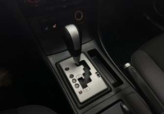 Подержанный автомобиль Mazda 3 Sedan 2008 года (12 фото)