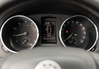 Подержанный автомобиль Skoda Yeti 2011 года (12 фото)