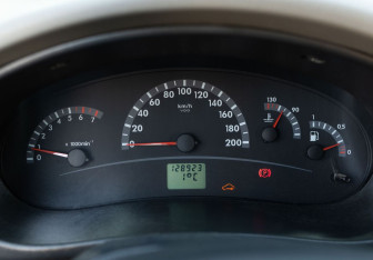 Подержанный автомобиль LADA (ВАЗ) Kalina Hatchback 2010 года (12 фото)