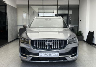 Подержанный автомобиль Geely Monjaro 2022 года (2 фото)