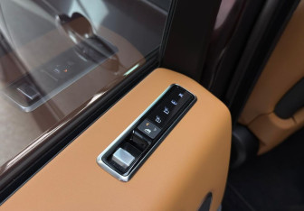 Подержанный автомобиль Land Rover Range Rover 2019 года (19 фото)