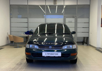 Подержанный автомобиль Toyota Corona Sedan 1993 года (3 фото)