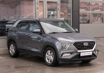Подержанный автомобиль Hyundai Creta 2021 года (3 фото)