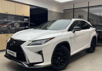 Подержанный автомобиль Lexus RX 2017 года (1 фото)