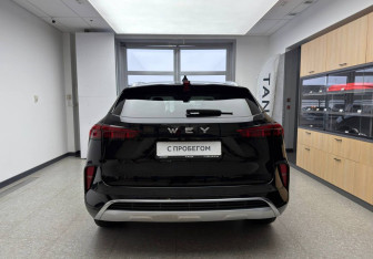 Подержанный автомобиль Wey Coffee 01 2023 года (7 фото)
