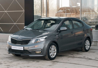 Подержанный автомобиль Kia Rio Sedan 2016 года (1 фото)