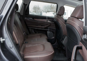 Подержанный автомобиль Exeed VX 2023 года (21 фото)