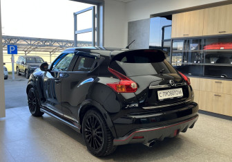 Подержанный автомобиль Nissan Juke Nismo 2013 года (6 фото)