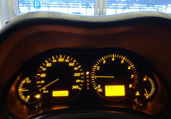 Подержанный автомобиль Toyota Avensis Sedan 2007 года (12 фото)