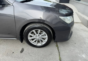 Подержанный автомобиль Toyota Camry Sedan 2013 года (12 фото)
