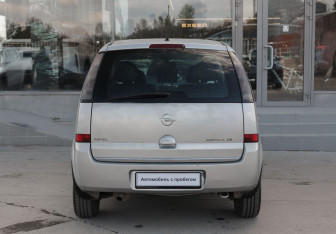 Подержанный автомобиль Opel Meriva 2008 года (6 фото)