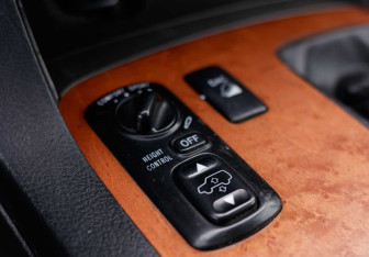Подержанный автомобиль Lexus GX 2003 года (17 фото)
