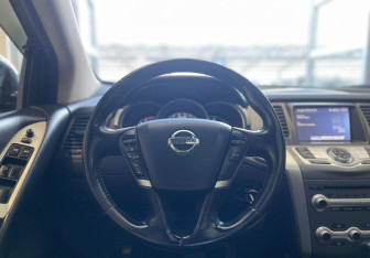 Подержанный автомобиль Nissan Murano Suv 2015 года (16 фото)