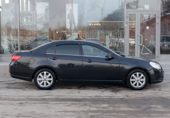 Подержанный автомобиль Chevrolet Epica 2010 года (4 фото)