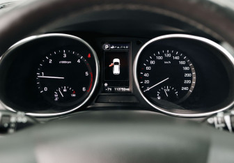 Подержанный автомобиль Hyundai Santa Fe 2016 года (12 фото)