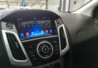 Подержанный автомобиль Ford Focus Sedan 2012 года (12 фото)