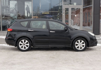 Подержанный автомобиль Subaru Tribeca 2007 года (4 фото)