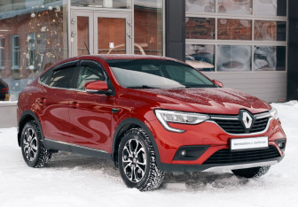 Подержанный автомобиль Renault Arkana 2020 года (3 фото)