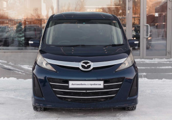 Подержанный автомобиль Mazda Biante 2009 года (2 фото)
