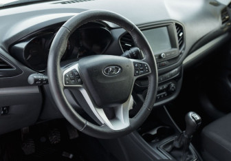 Подержанный автомобиль LADA (ВАЗ) Vesta Wagon 2021 года (11 фото)