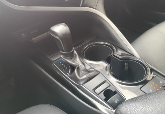 Подержанный автомобиль Toyota Camry Sedan 2020 года (11 фото)