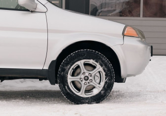 Подержанный автомобиль Honda HR-V 2000 года (9 фото)