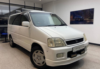 Подержанный автомобиль Honda Stepwgn 2000 года (4 фото)