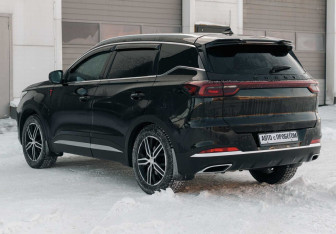 Подержанный автомобиль Chery Tiggo 7 Pro Max 2023 года (7 фото)