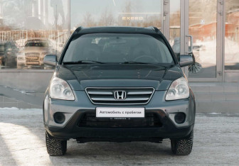 Подержанный автомобиль Honda CR-V 2005 года (2 фото)