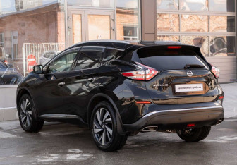 Подержанный автомобиль Nissan Murano Suv 2016 года (7 фото)