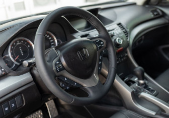 Подержанный автомобиль Honda Accord Sedan 2010 года (16 фото)