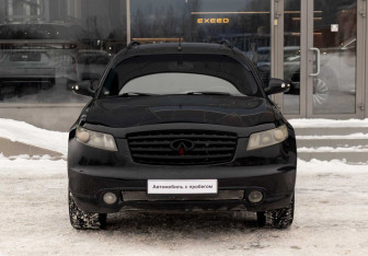 Подержанный автомобиль Infiniti FX 2003 года (2 фото)