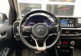Подержанный автомобиль Kia Morning 2018 года (10 фото)