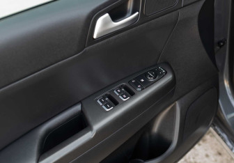 Подержанный автомобиль Kia Sportage 2019 года (17 фото)