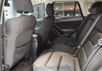 Подержанный автомобиль Mazda CX-5 2015 года (13 фото)